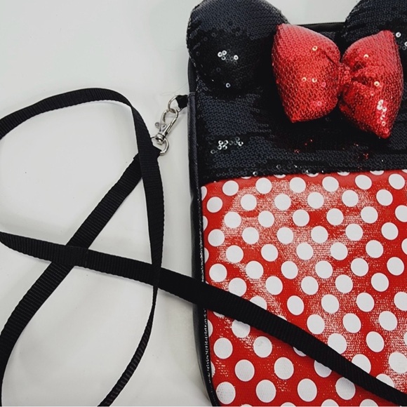 Minnie Mouse tablet case/crossbod Like New - Picture 2 of 8